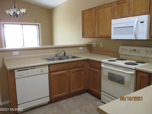 5289 Crowley Ln, Tucson AZ  85705-4941 exterior