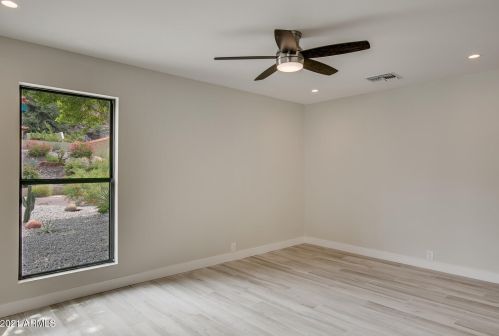 7614 20th St, Phoenix AZ  85020-4703 exterior