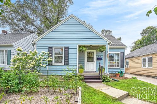 1432 Ardmore St, Grand Rapids, MI 49507-2845