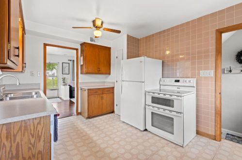 2570 61st St, Milwaukee WI  53219-2623 exterior