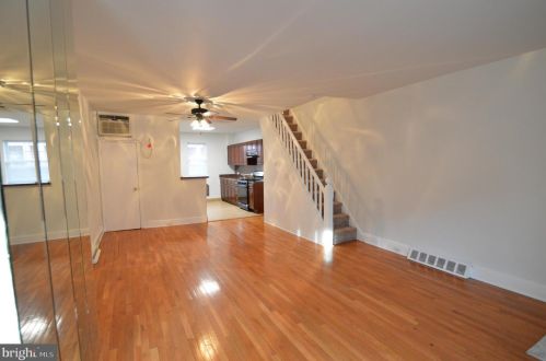 2509 Alder St, Philadelphia PA  19133-1629 exterior