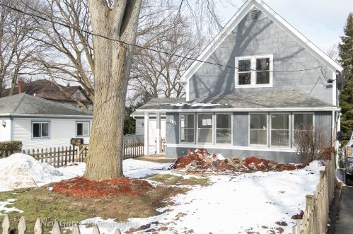 115 Fremont St, Bull Valley, IL 60098-3903