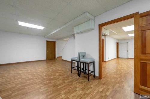 65 Holland Ave, Demarest NJ  07627-2705 exterior