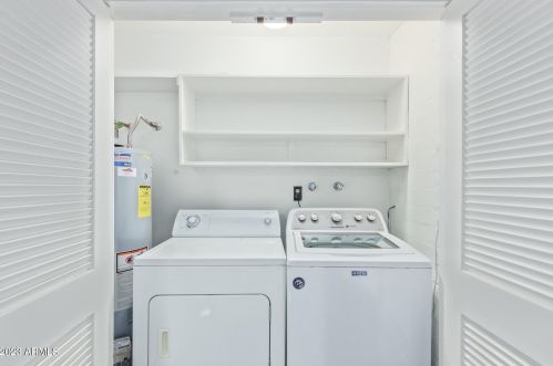 8000 Central Ave, Phoenix AZ  85020-3669 exterior