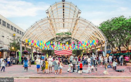 13627 Dulles Technology Dr, Herndon VA 20171-3415 exterior