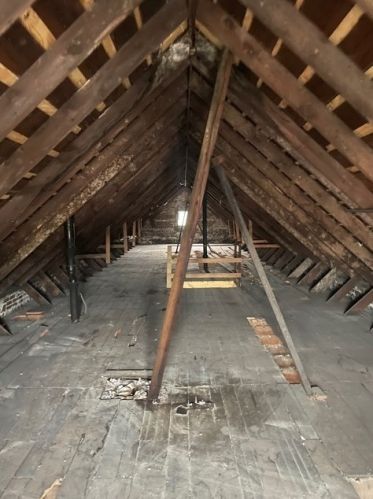 2323 Seeley Ave, Chicago IL 60636-4310 exterior