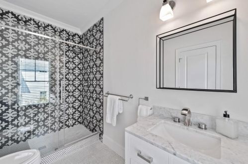 2517 Ellijay Dr, Atlanta GA  30319-3472 exterior