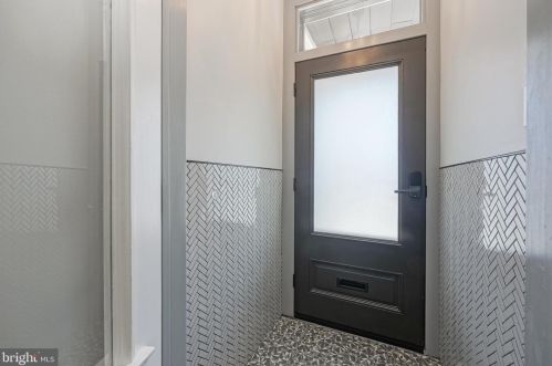 2232 17th St, Philadelphia PA  19132-4403 exterior