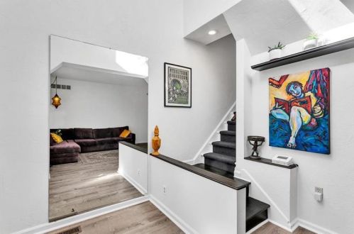 706 Southern Ave, Pittsburgh PA  15211-2253 exterior