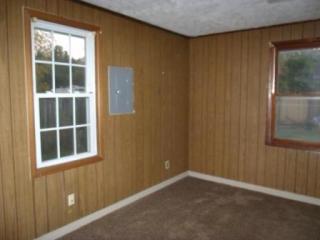 813 Glenn Ave, Springfield MO  65802-5018 exterior