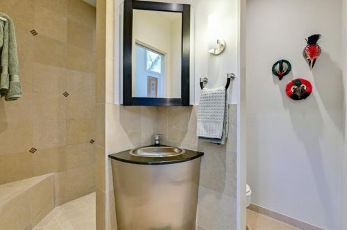 908 Castle Ridge Rd, Austin TX 78746-5154 exterior