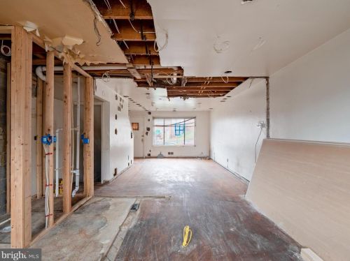 2221 15 St, Washington DC 20018-1222 exterior