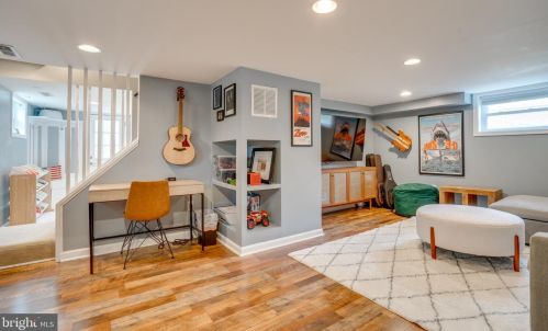 2813 Memorial St, Alexandria VA  22306-1743 exterior