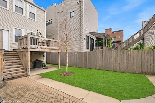 3420 Claremont Ave, Chicago IL 60608-6014 exterior