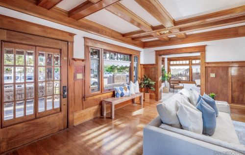 936 Adella Ave, San Diego CA  92118-2621 exterior