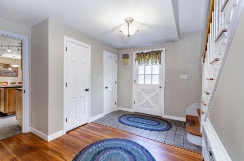 12 Ridgewood Ln, Concord, NH 03304-3036