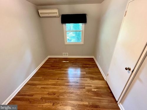 5027 Eskridge Ter, Washington DC  20016-3444 exterior