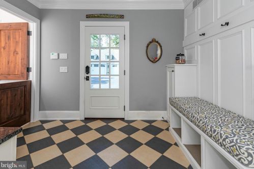 166 Library Pl, Princeton NJ 08540-3019 exterior