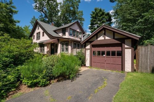 95 Virginia St, Springfield, MA 01108-2622