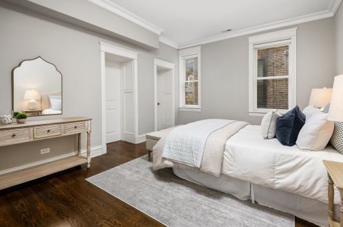 1324 Eddy St, Chicago IL 60657-1006 exterior