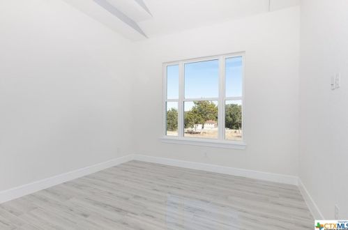 114 High Pt Cir, Spring Branch TX 78070-5065 exterior