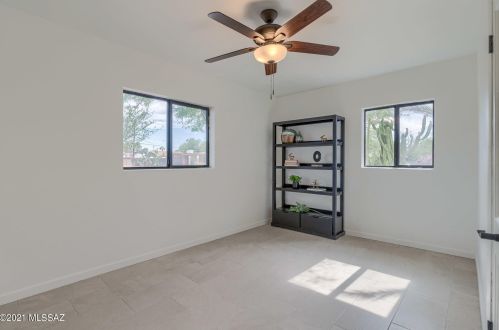 4901 17th St, Tucson AZ  85711-4354 exterior