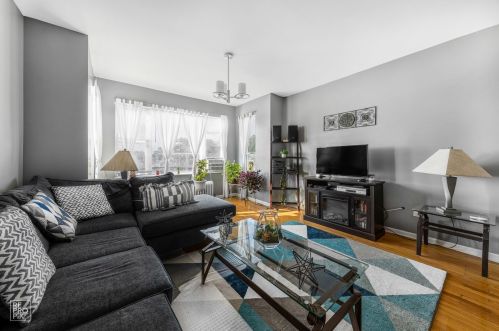 4814 18th St, Chicago, IL 60804-2534