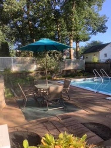 173 Cottage Rd, Enfield CT 06082-2209 exterior