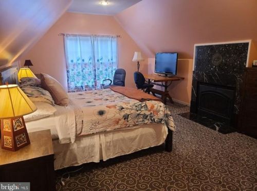 1803 Augusta Dr, Jamison, PA 18929-1084