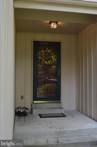 303 Lincoln Ave, Saint Michaels, MD 21663-2964