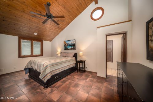 7345 2 Ave, Phoenix AZ 85023-6573 exterior