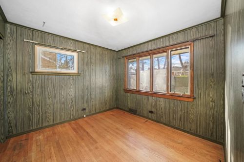 500 Berwick Blvd, Waukegan IL 60085-3410 exterior