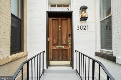 3021 Cambridge Pl, Washington DC  20007-2914 exterior