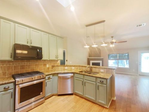 3616 Aspen Crk Pkwy, Austin TX 78749-6915 exterior