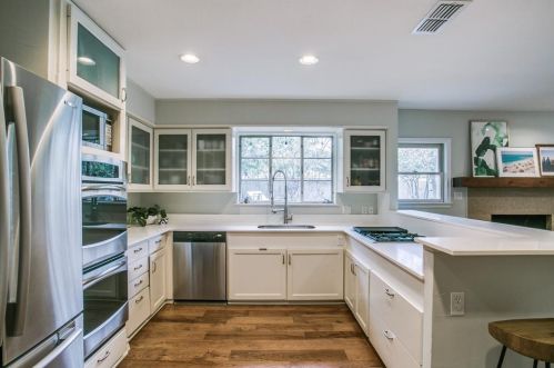 142 Classen Dr, Dallas TX 75218-1720 exterior