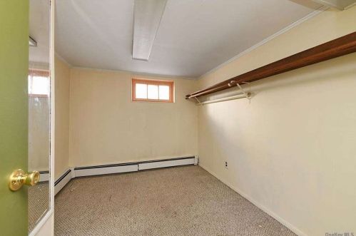 62 22 St, Huntington Station NY 11746-2230 exterior