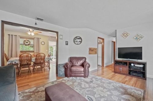 24 Tamarack Hl Dr, Poughkeepsie NY 12603-1112 exterior