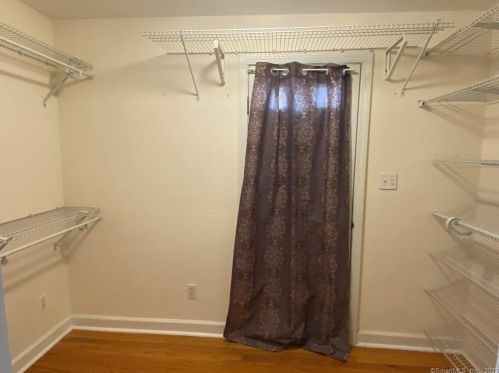 13 Franklin St, Wallingford CT 06492-4115 exterior