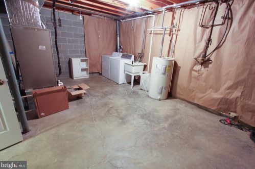 7800 Havenside Ter, Rockville MD 20855-2261 exterior