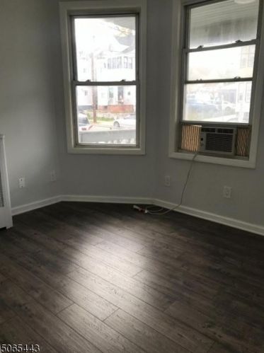 38 Goshen St, Paterson NJ 07503-2208 exterior