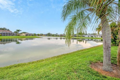 3332 Arlette Dr, Naples FL 34109-1511 exterior