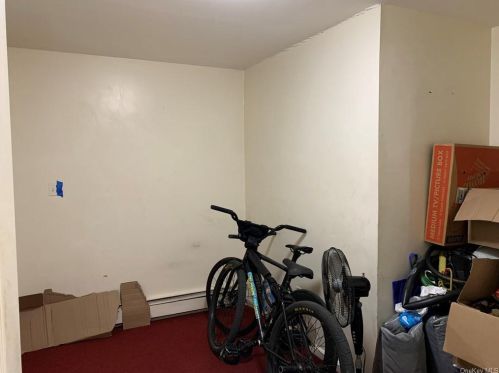 730 218th St, Bronx NY 10467-5881 exterior