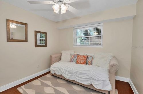 2115 Frst Cir, Orlando FL 32803-6247 exterior