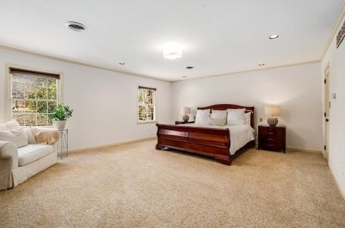 1129 Mason Wood Dr, Atlanta GA 30329-3803 exterior