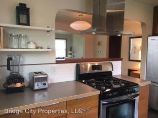 1625 Webster St, Portland OR  97217-3754 exterior