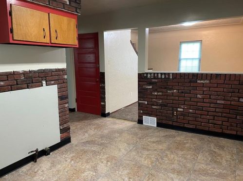 10031 Grandview Ave, Pittsburgh PA 15237-2253 exterior