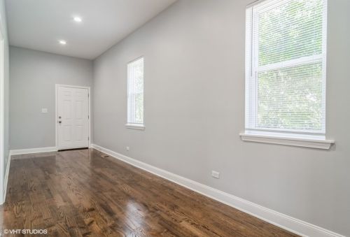 912 Monticello Ave, Chicago IL  60651-3949 exterior