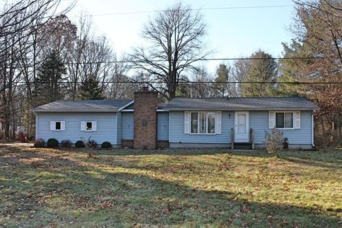 1535 Horton Rd, Meskegon, MI 49445-1103