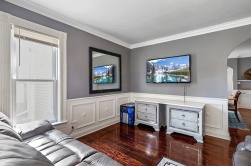 3427 61 St, Chicago IL 60629-3605 exterior