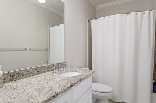 1152 Brookgate Way, Atlanta GA 30319-2881 exterior